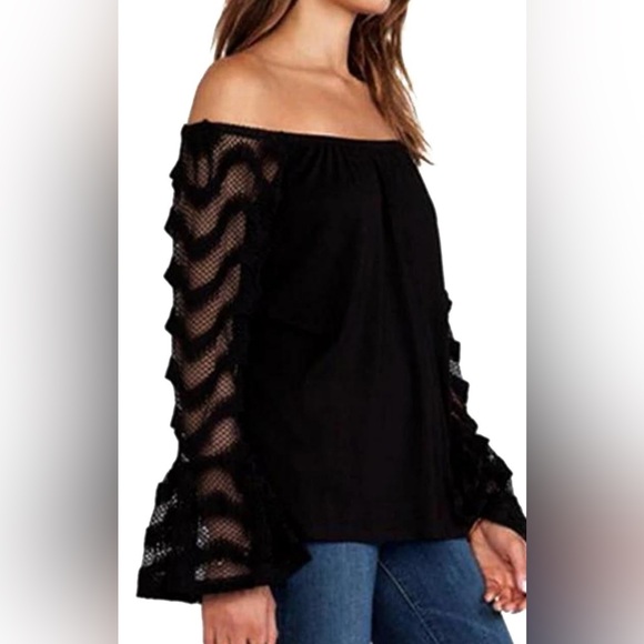 Off The Shoulder Blouse W/ Bell Sleeves - Picture 2 of 4